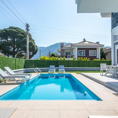 Villa Angel B Camdibi Family Only